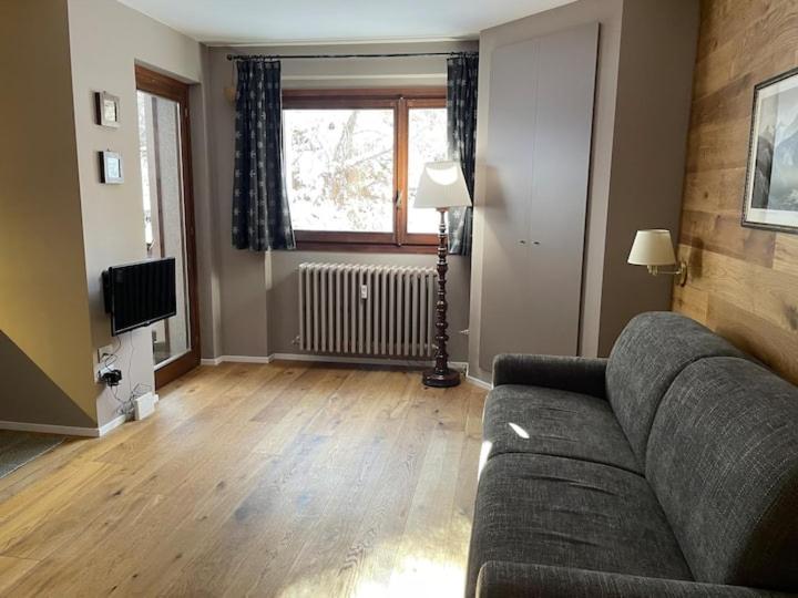 Raffinato Ed Accogliente Monolocale Di Montagna Apartment Breuil-Cervinia Luaran gambar